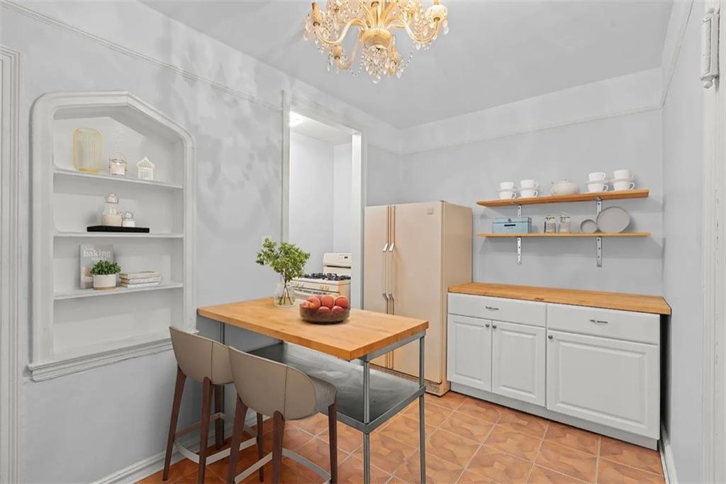 300 Ocean Parkway 4S Image 5