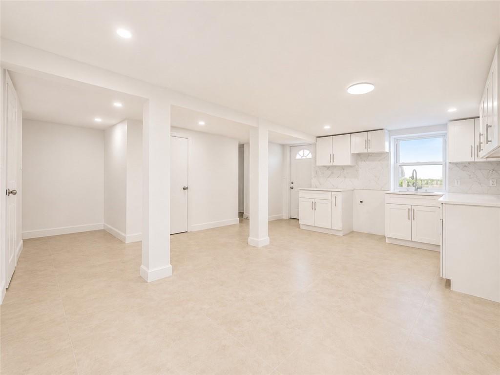 46 Eadie Place, Staten  Island, New York, 10301 image 9