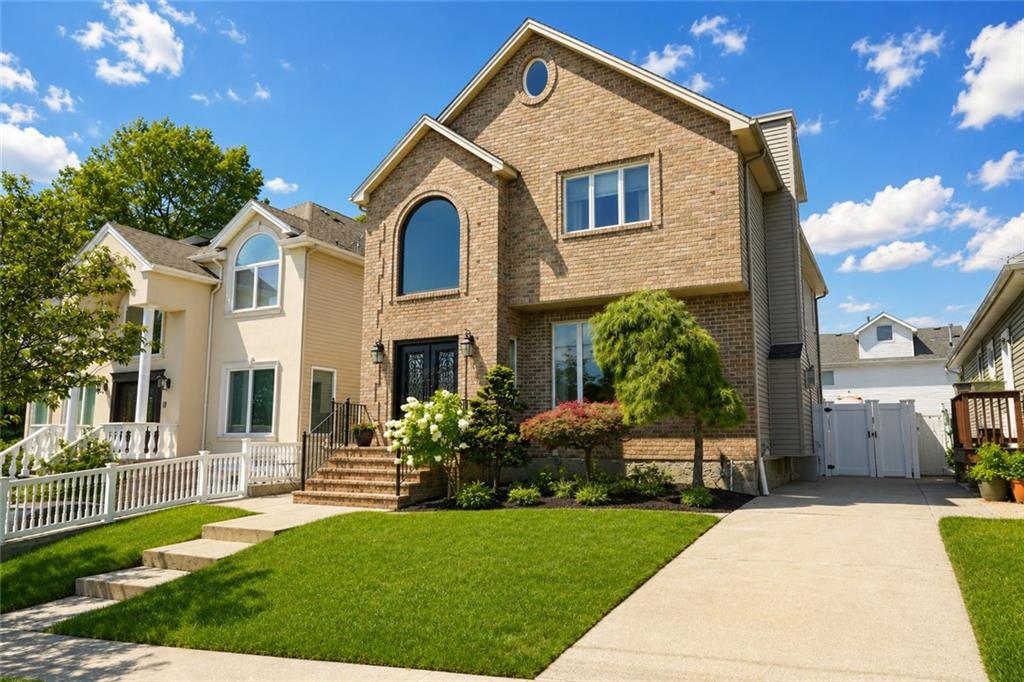 153 Downes Avenue Image 1