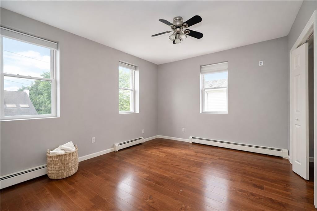 69 Saint Stephens Place, Staten  Island, New York, 10306 image 19