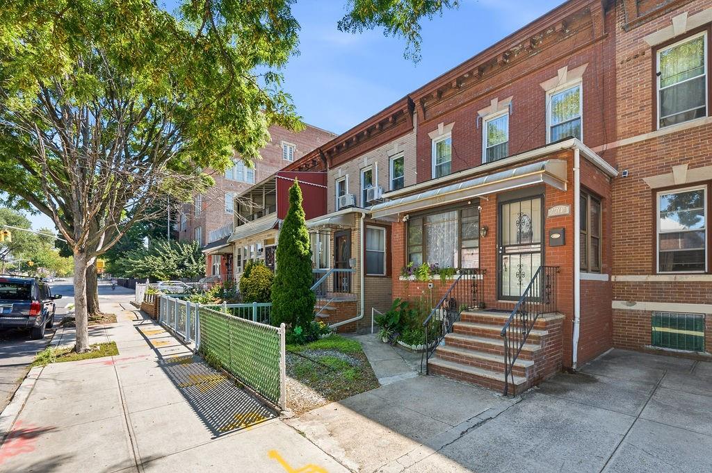 7709 19th Avenue, Brooklyn, New York, 11214