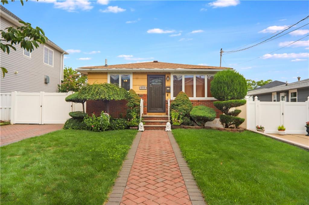 273 Ramona Avenue, Staten  Island, New York, 10312