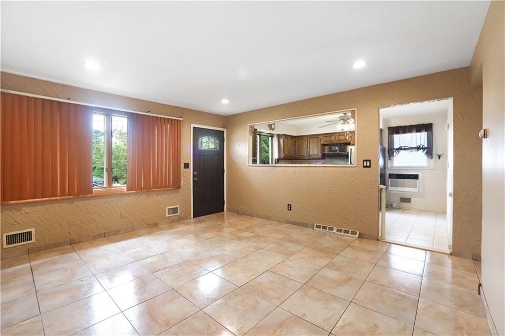 273 Ramona Avenue Image 3