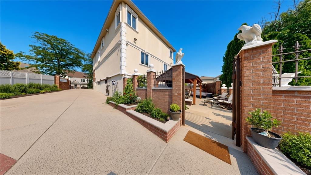 247 Shotwell Avenue Image 3