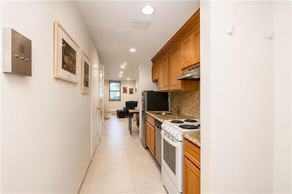 191 73rd Street 203, Brooklyn, New York, 11209 image 9
