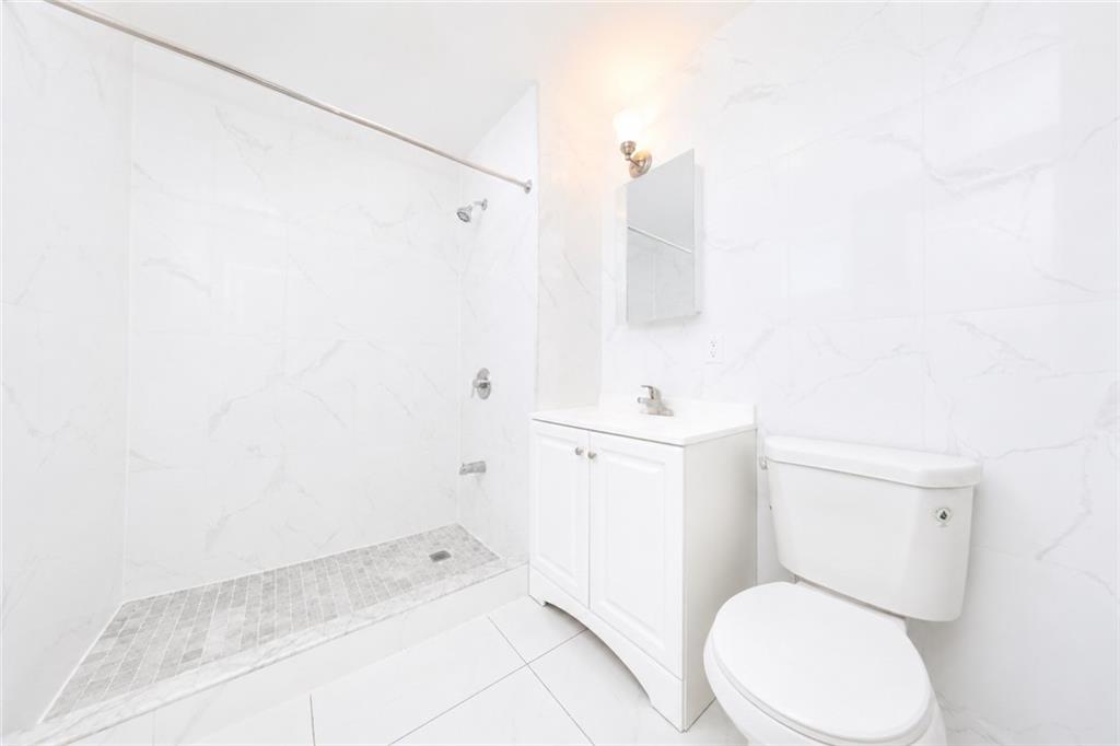 921 60th Street 4A Image 5