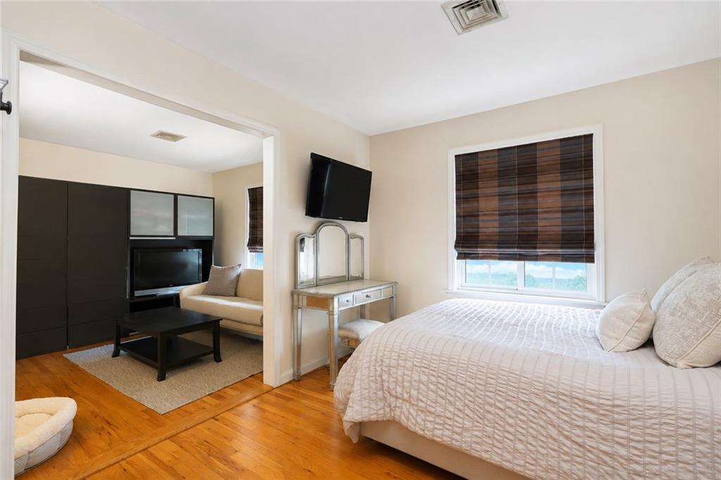 548 Lamont Avenue, Staten  Island, New York, 10312 image 37