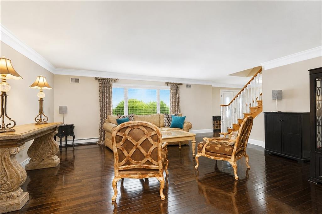 548 Lamont Avenue, Staten  Island, New York, 10312 image 7