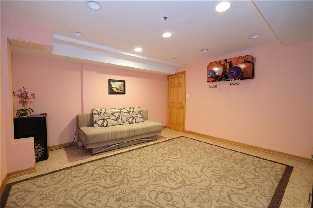 832 Patterson Avenue, Staten  Island, New York, 10306 image 9