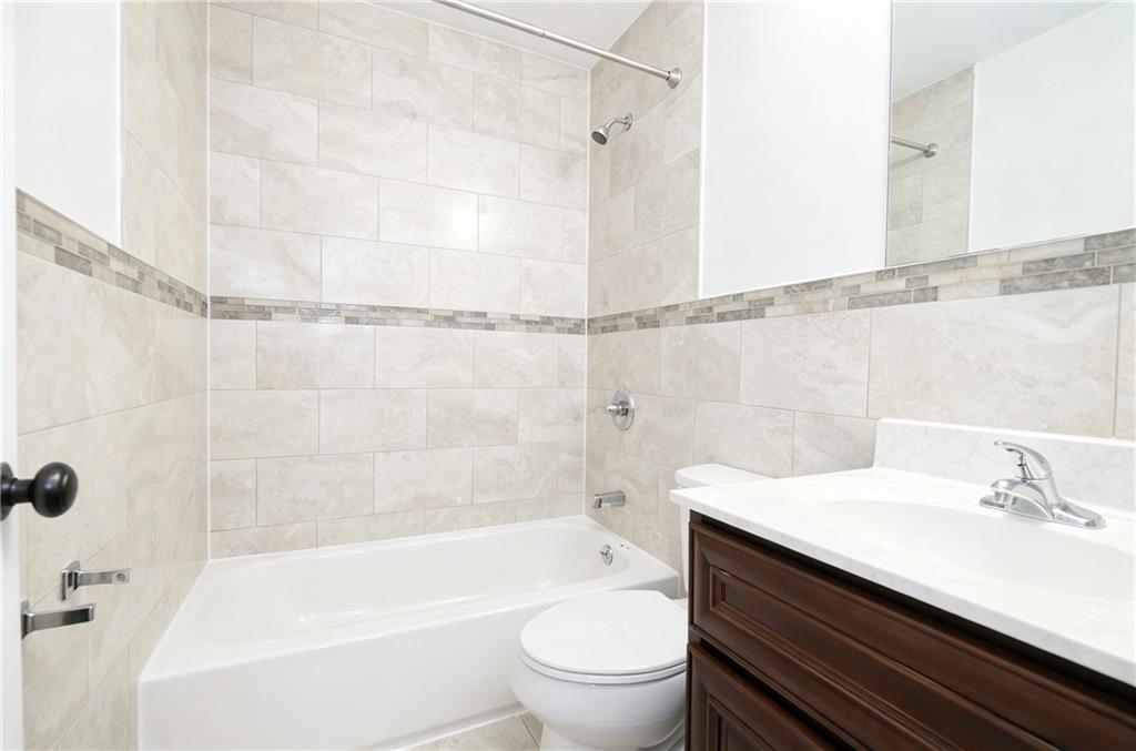 492 Bedford Avenue, Staten  Island, New York, 10306 image 15