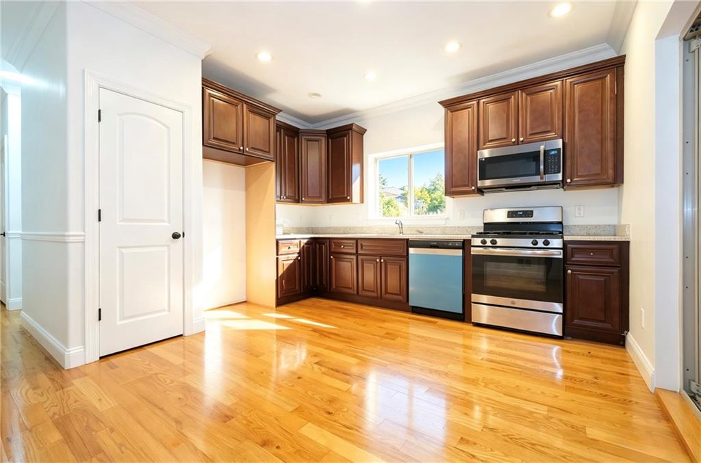 492 Bedford Avenue Image 1
