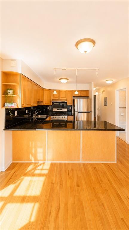 114-63 Dalian Court, Queens, New York, 11356 image 17
