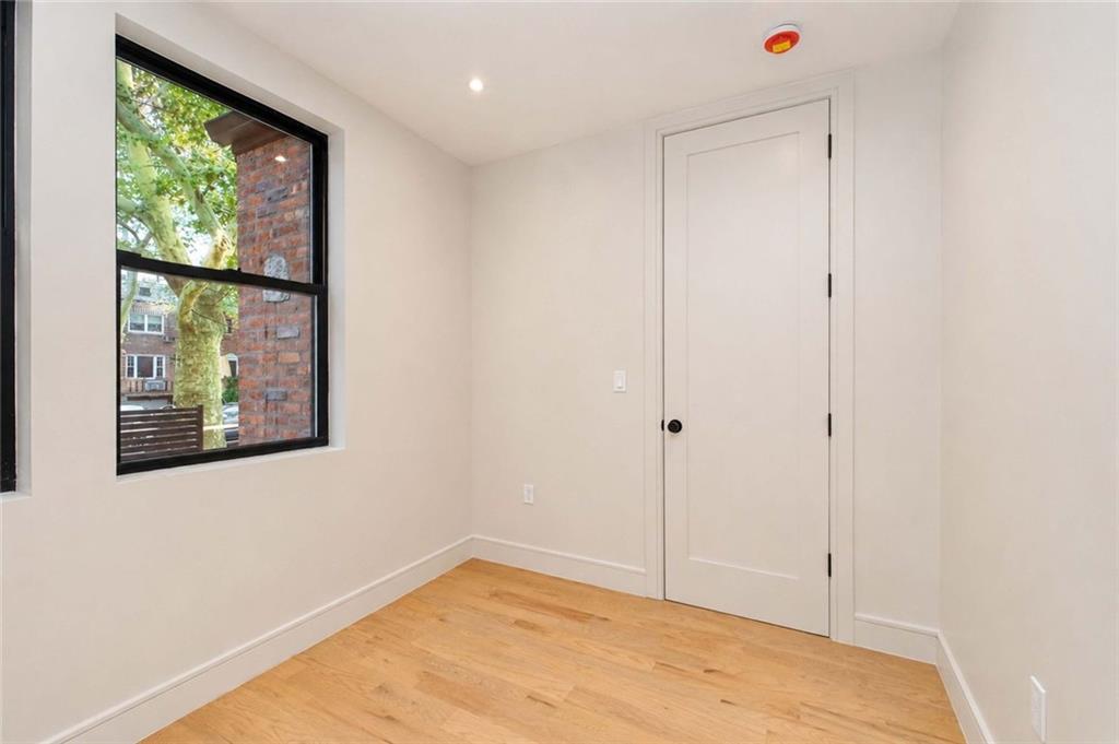 4433 Bedford Avenue, Brooklyn, New York, 11229 image 18