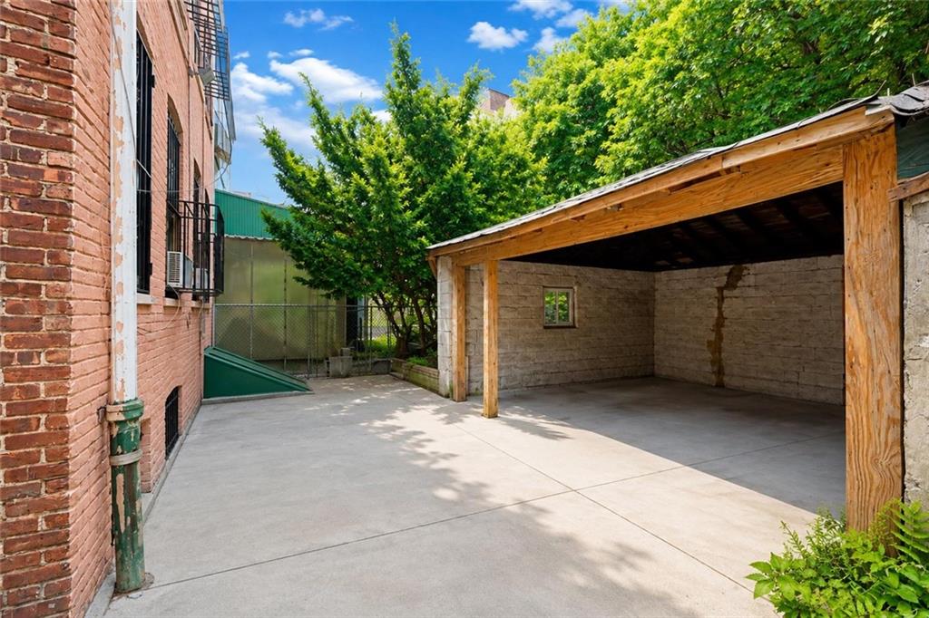 489 East 3rd Street, Brooklyn, New York, 11218 image 23