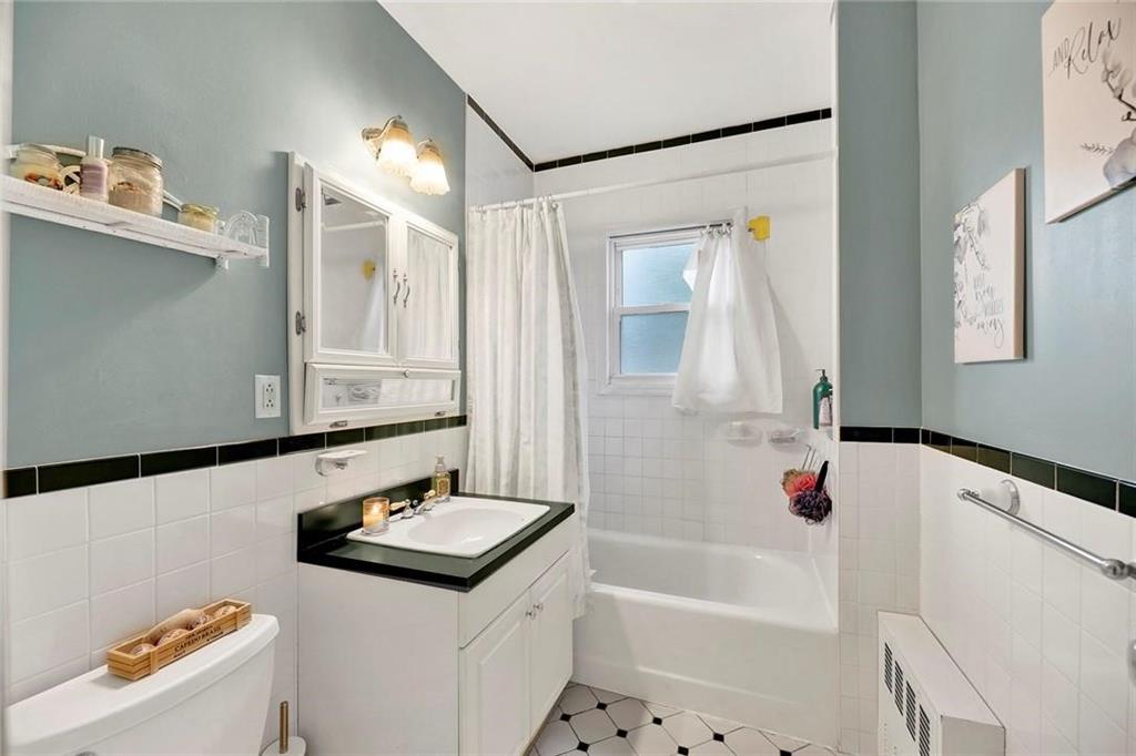 971 80th Street, Brooklyn, New York, 11228 image 19