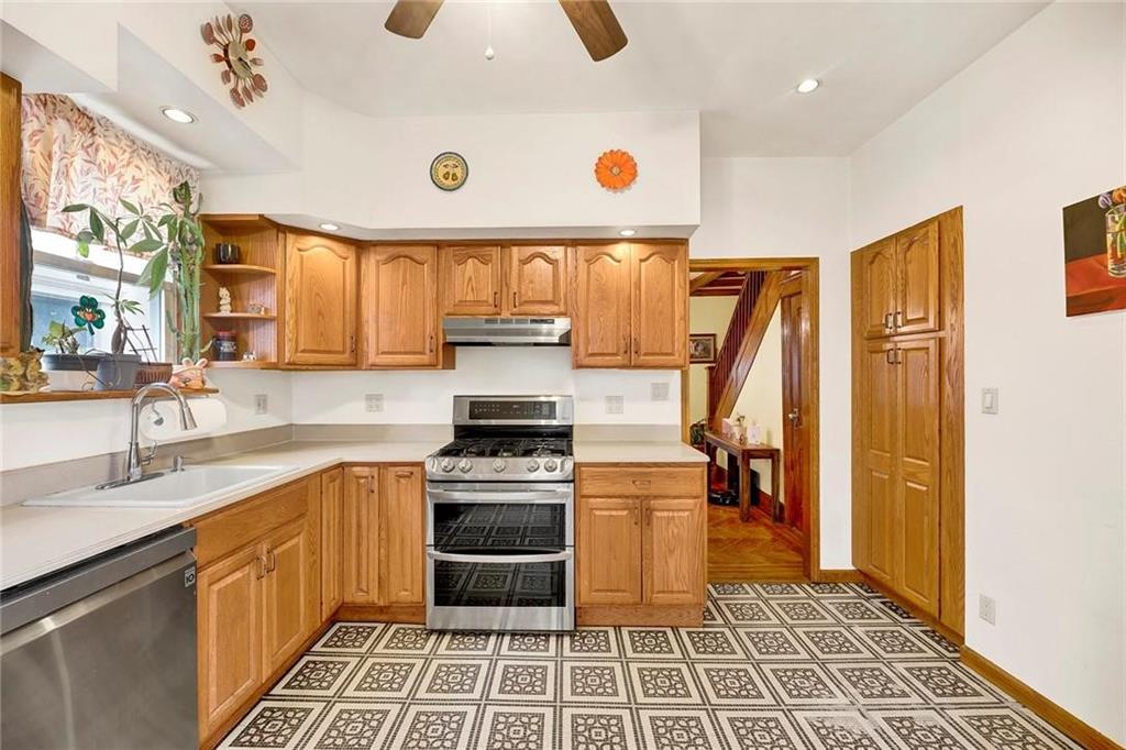 971 80th Street, Brooklyn, New York, 11228 image 7