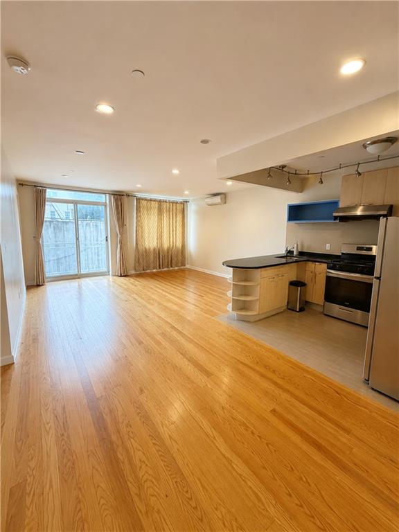 1062 67th Street 2A Image 4
