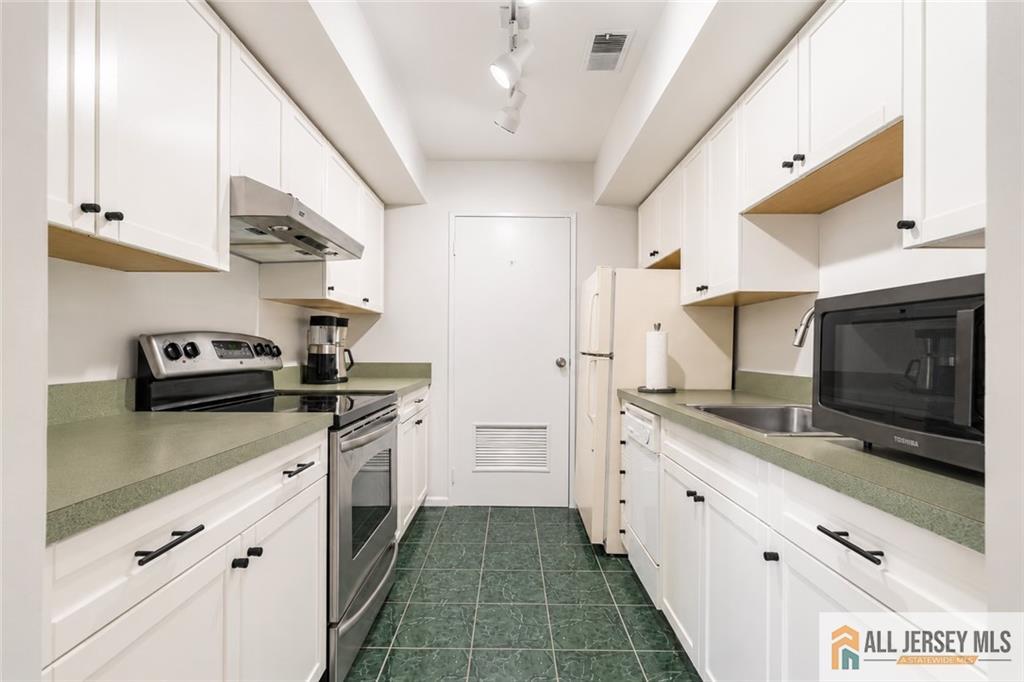 50 Prospect Street 3011, Metuchen, NJ, 08840 image 6