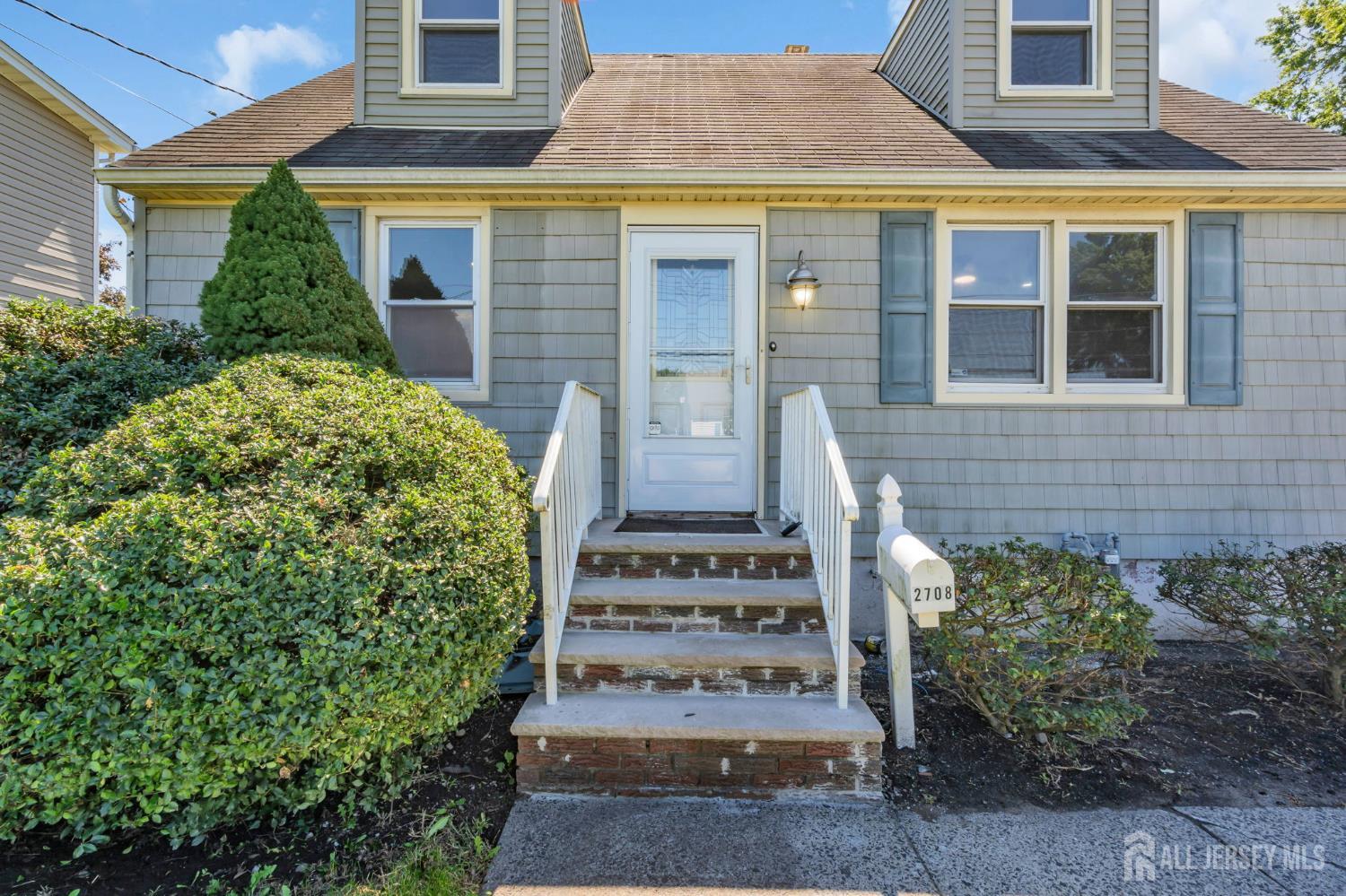 2708 Maple Avenue Image 2