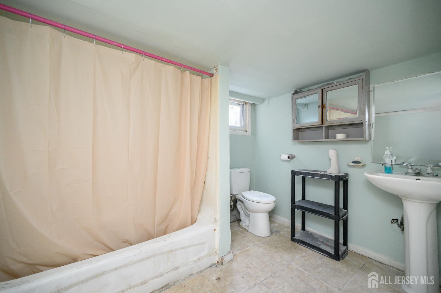 313 Wagner Avenue, Perth Amboy, NJ, 08861 image 18