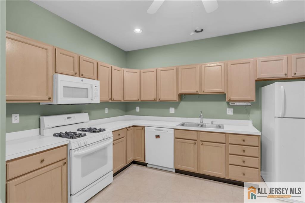 446 Bluebird Drive 446, Monroe, NJ, 08831 image 16