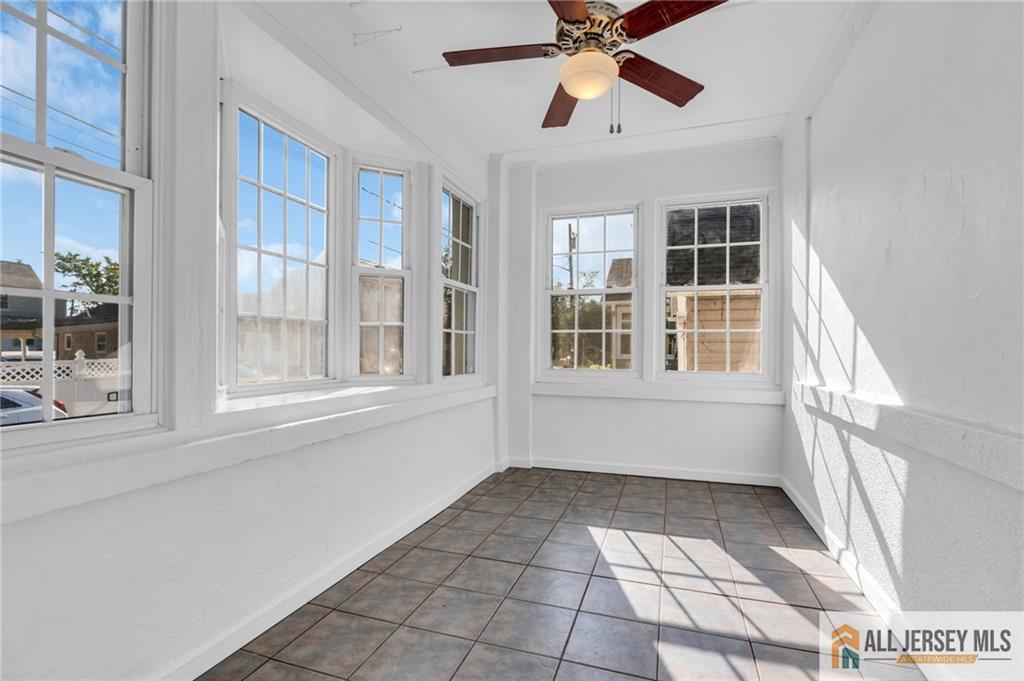 94 Neptune Place Image 4