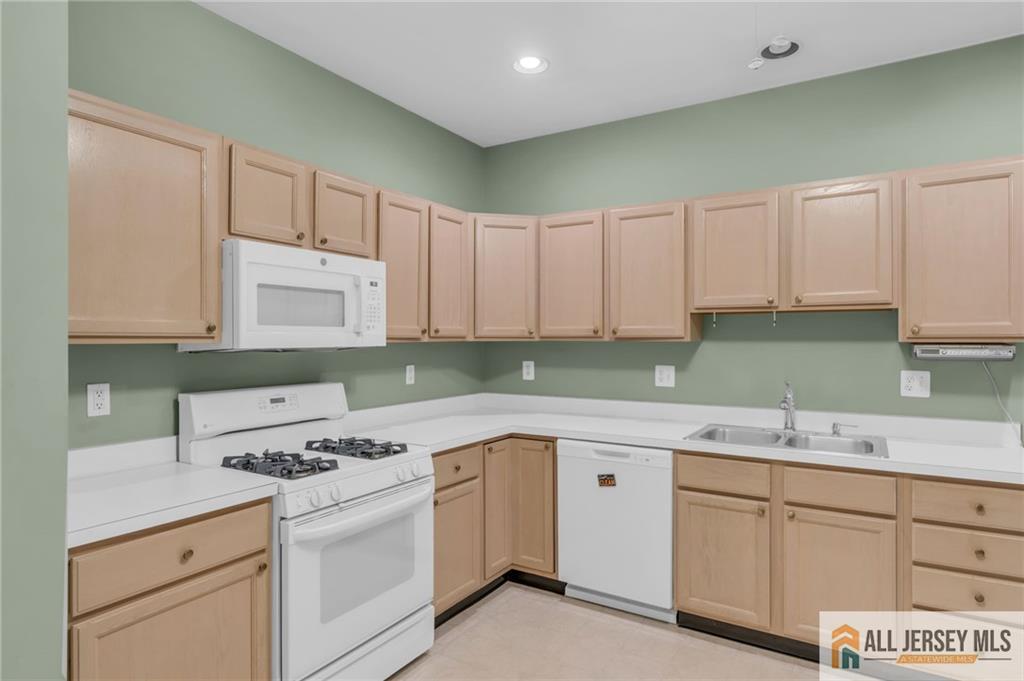 446 Bluebird Drive 446, Monroe, NJ, 08831 image 17