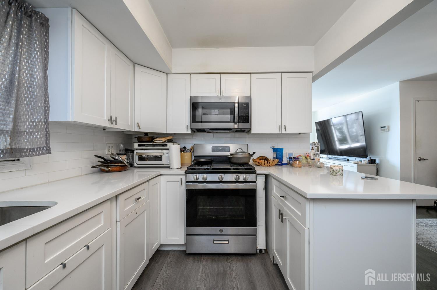 7010 Grand Avenue, North Bergen, NJ, 07047 image 11