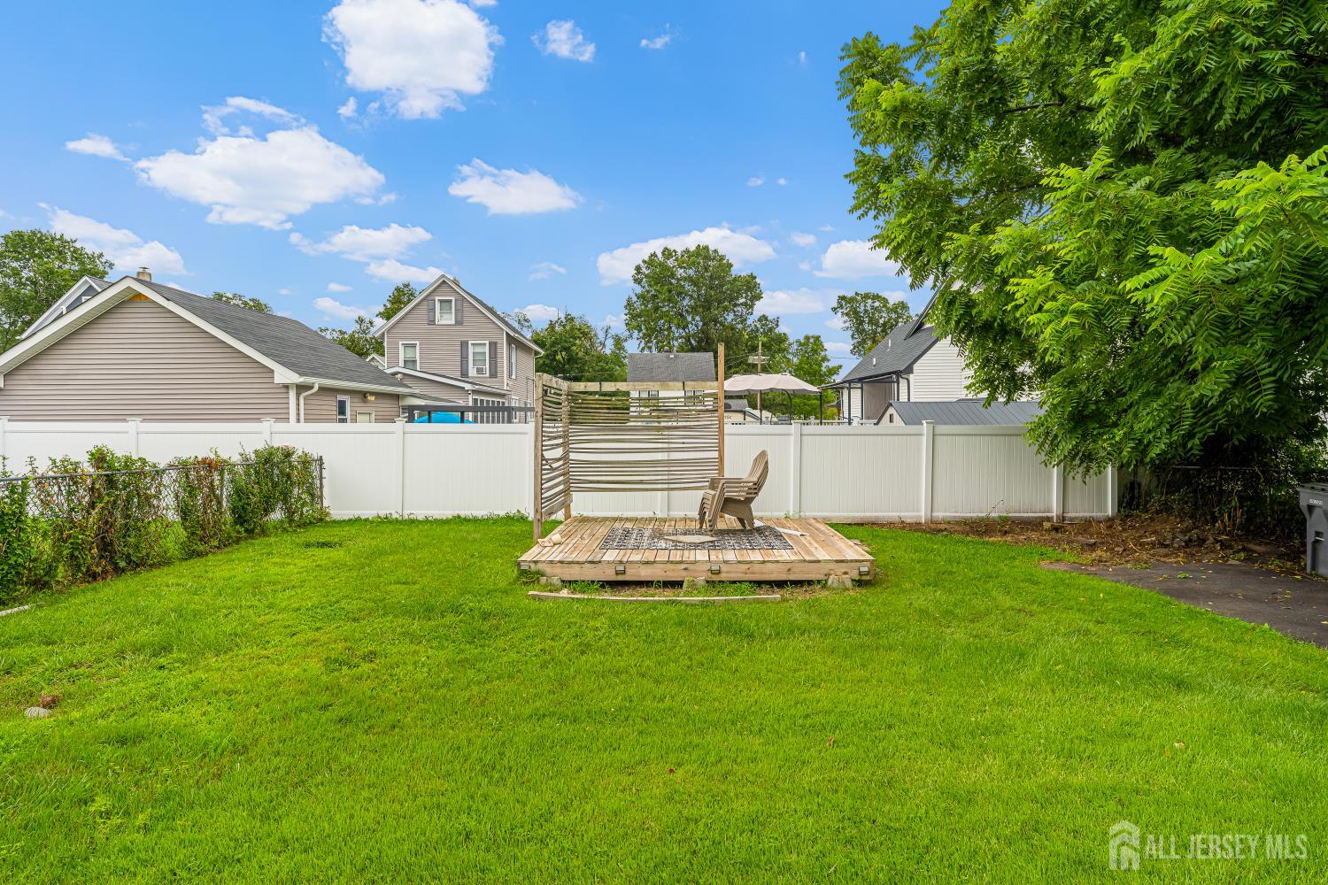 1615 Mabel Street Image 5