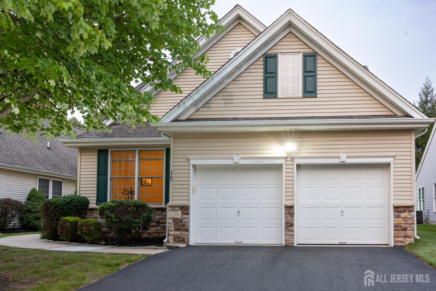 19 BAYARD Road, Franklin, NJ, 08873 image 54