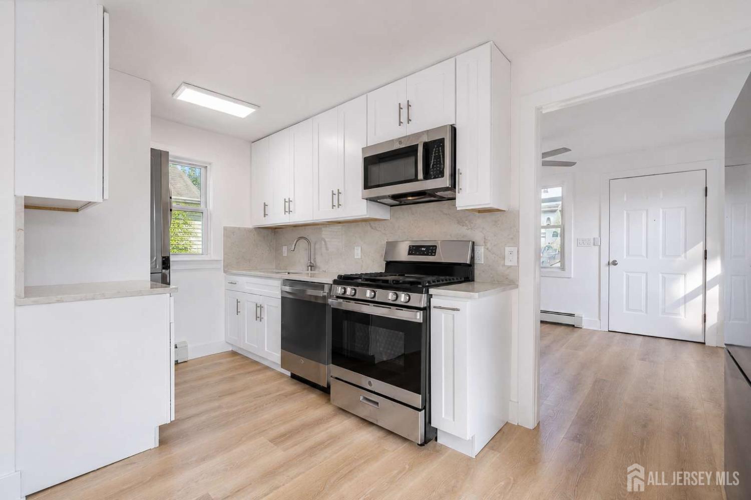 617 Greenwood Avenue Image 5