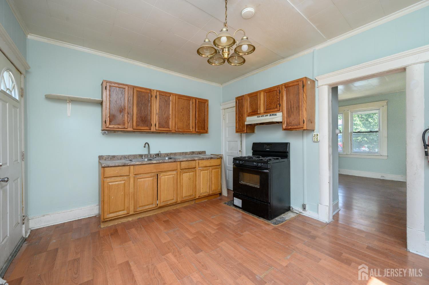 313 Wagner Avenue, Perth Amboy, NJ, 08861 image 10