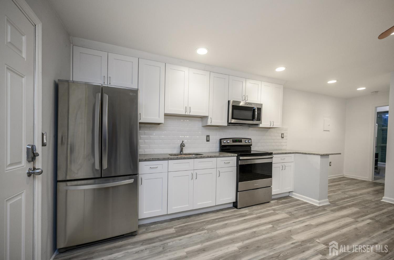 7010 Grand Avenue, North Bergen, NJ, 07047 image 40