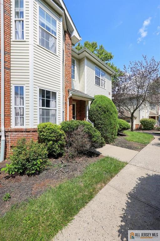 258 Pinelli Drive 258 Image 3