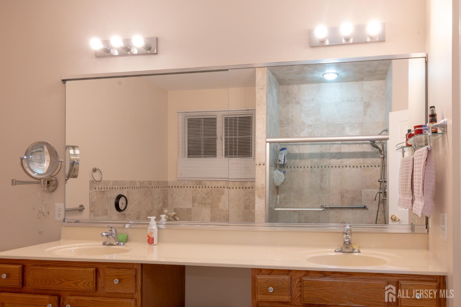 19 BAYARD Road, Franklin, NJ, 08873 image 68