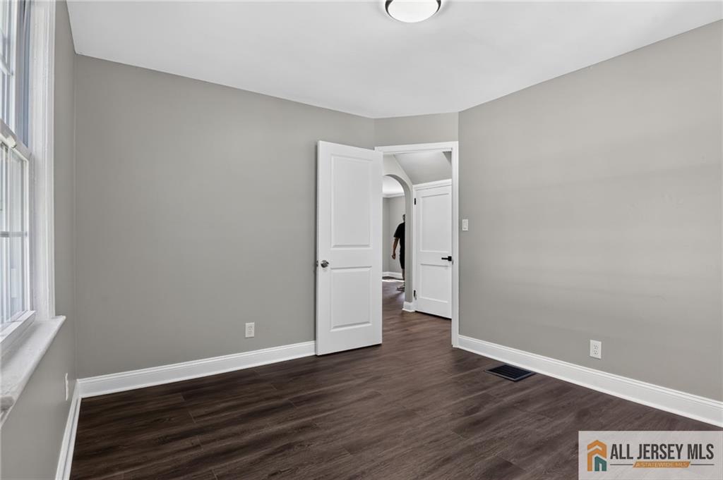 16 Oakwood Place, North Brunswick, NJ, 08902 image 12