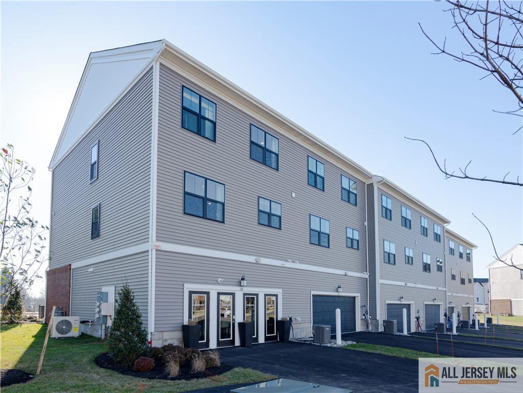 116 Earl Hubbard Drive, Hopewell Twp, NJ, 08560 image 16