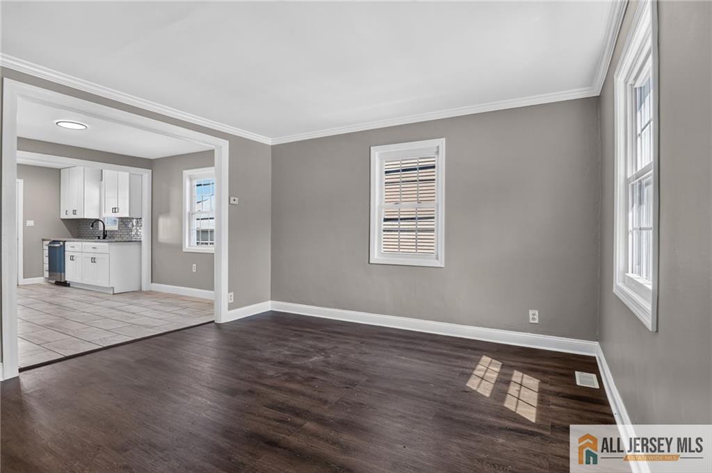 16 Oakwood Place Image 4