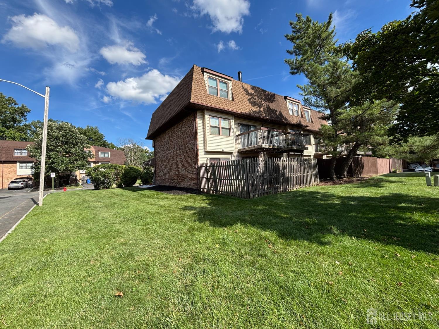 6005 N Oaks Boulevard, North Brunswick, NJ, 08902 image 26