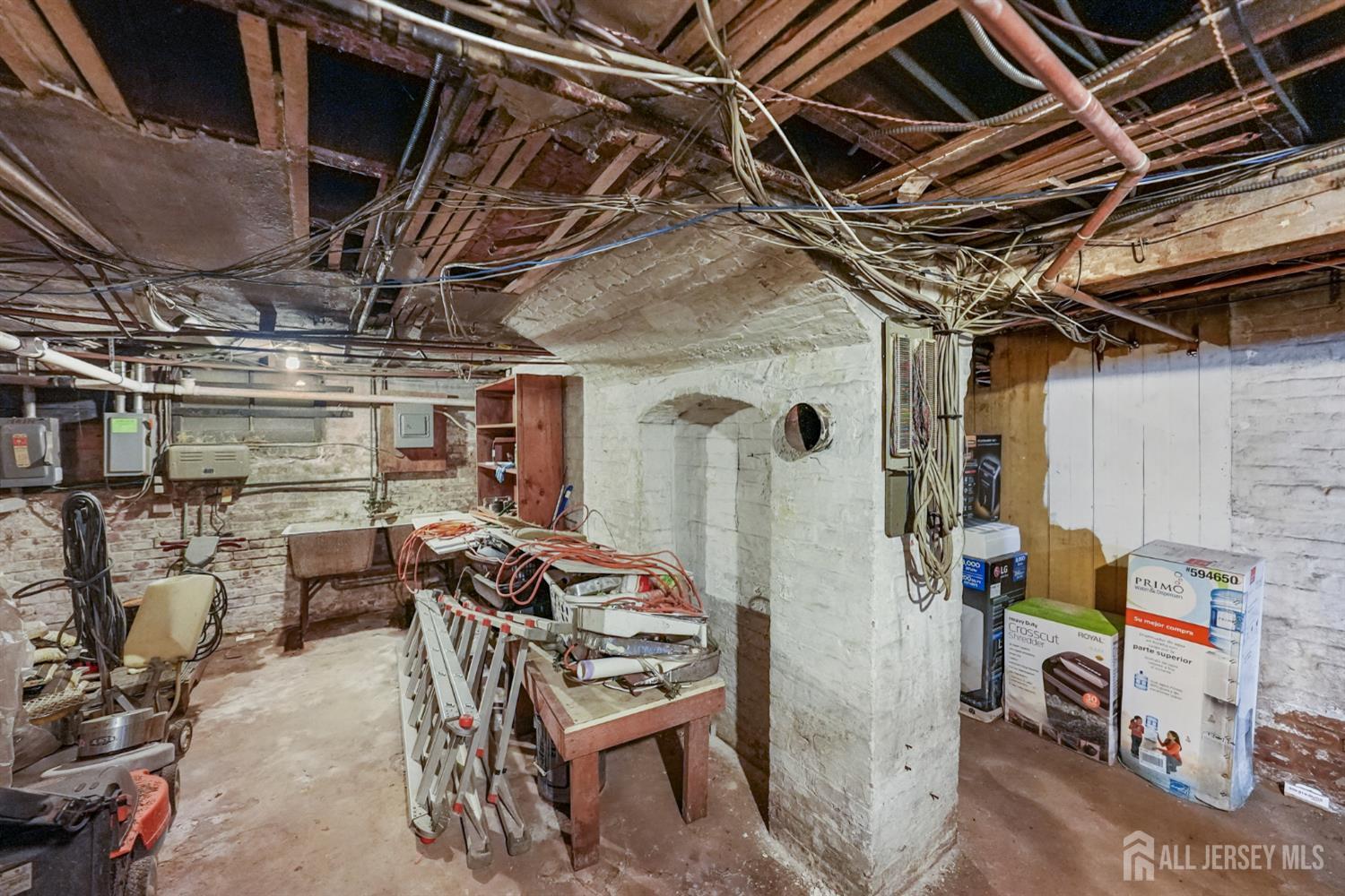 137 Livingston Avenue, New Brunswick, NJ, 08901 image 23