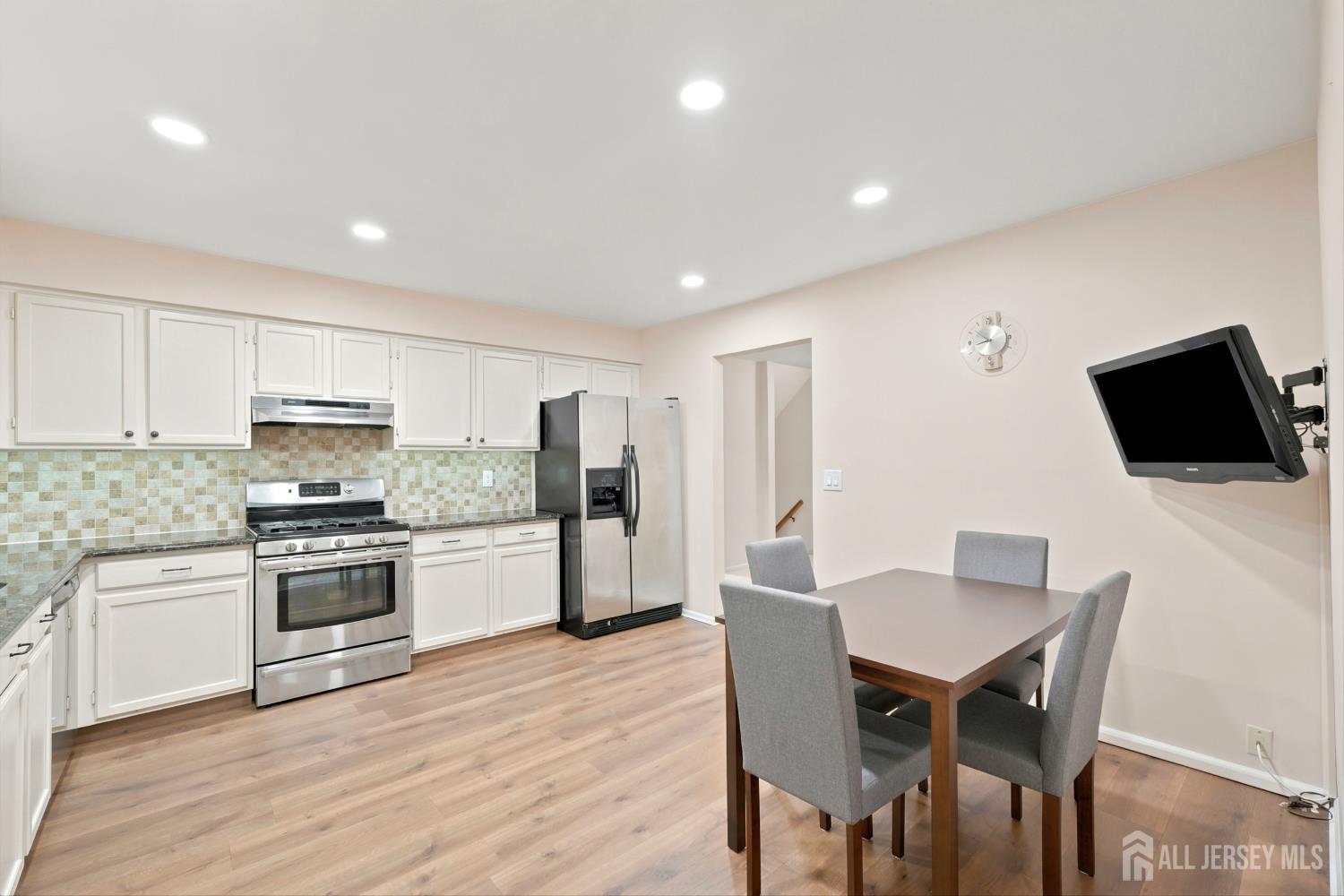 137 Redpine Loop, Old Bridge, NJ, 08857 image 7