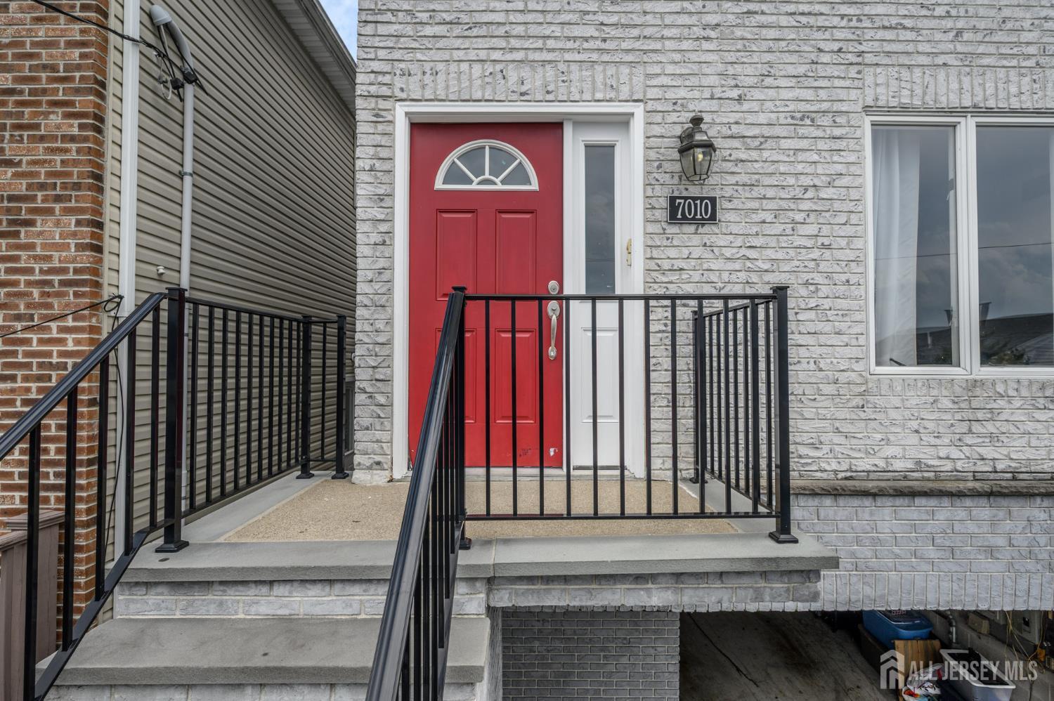 7010 Grand Avenue Image 2