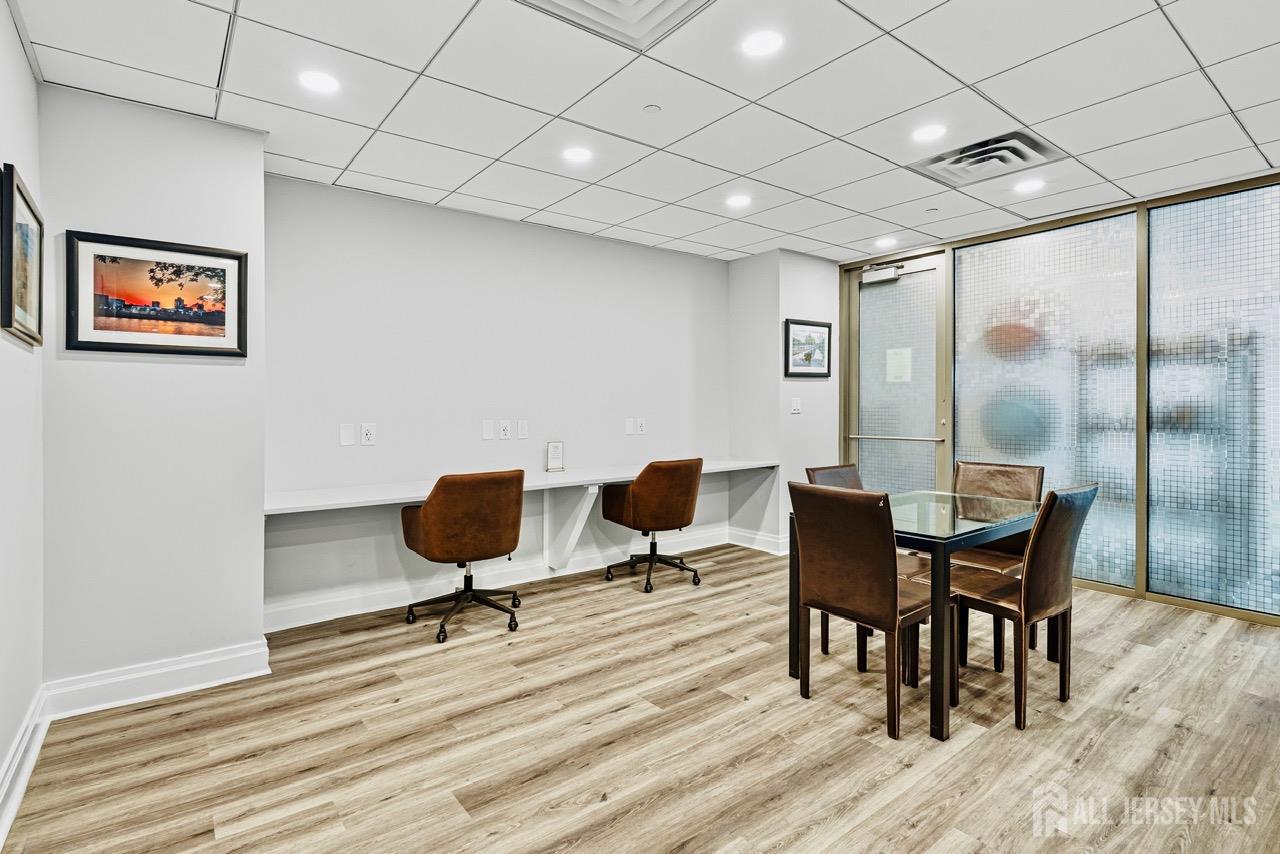 1 Spring Street 2204, New Brunswick, NJ, 08901 image 54