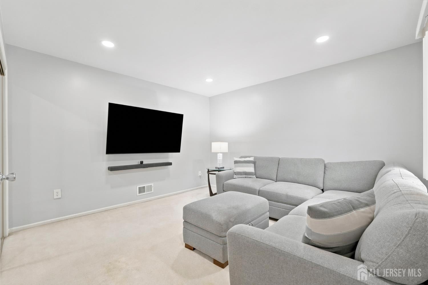 137 Redpine Loop, Old Bridge, NJ, 08857 image 26