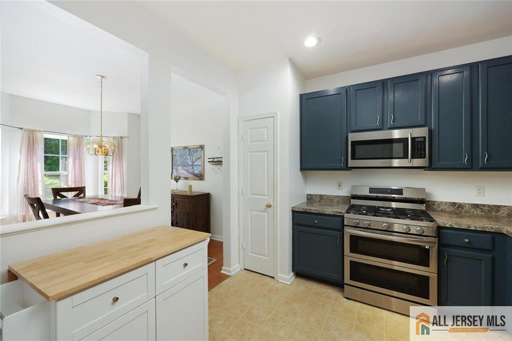 258 Pinelli Drive 258, Piscataway, NJ, 08854 image 9