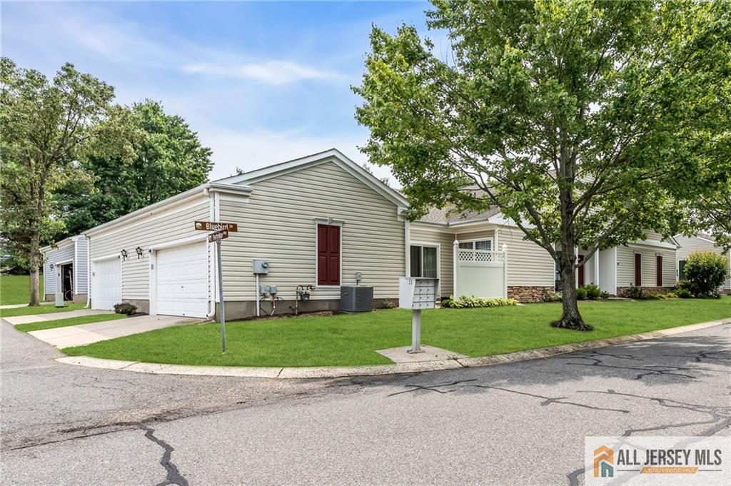 446 Bluebird Drive 446 Image 3