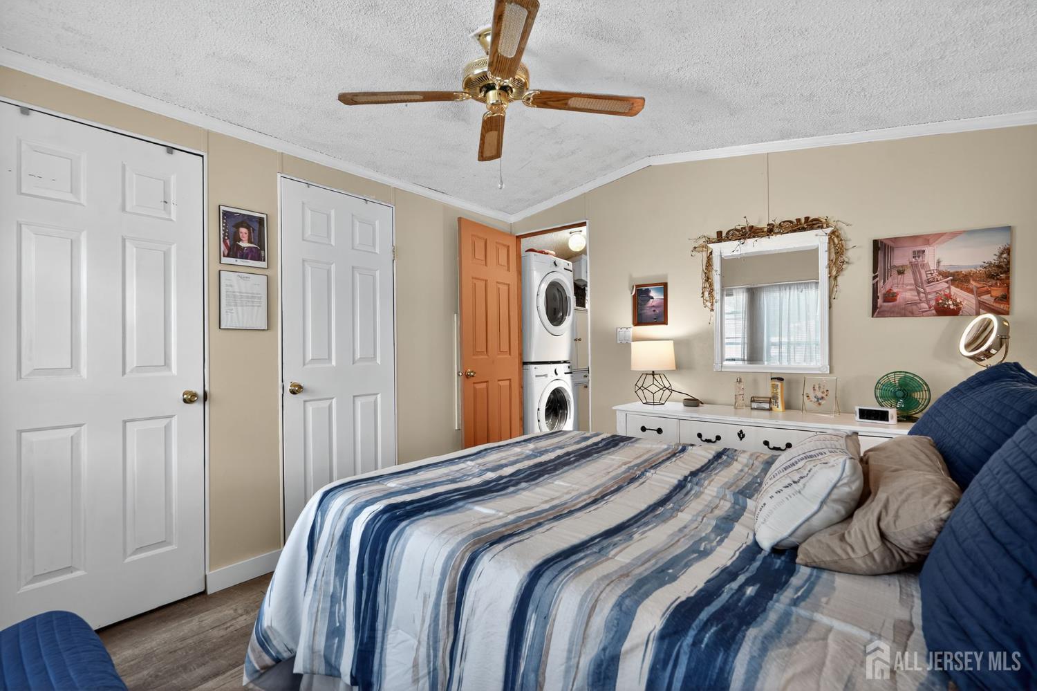 4 South Drive, East Windsor, NJ, 08520 image 15