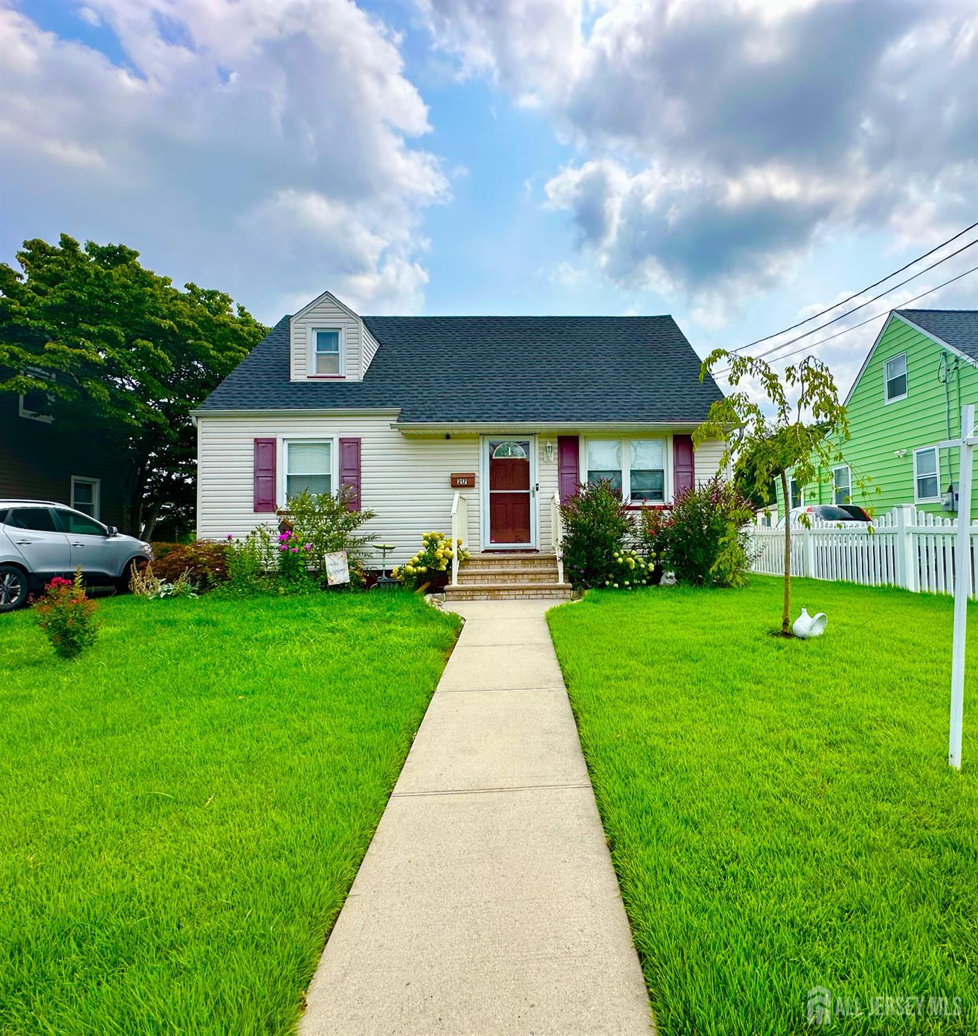 217 Bergen Street, Woodbridge Proper, NJ, 07095