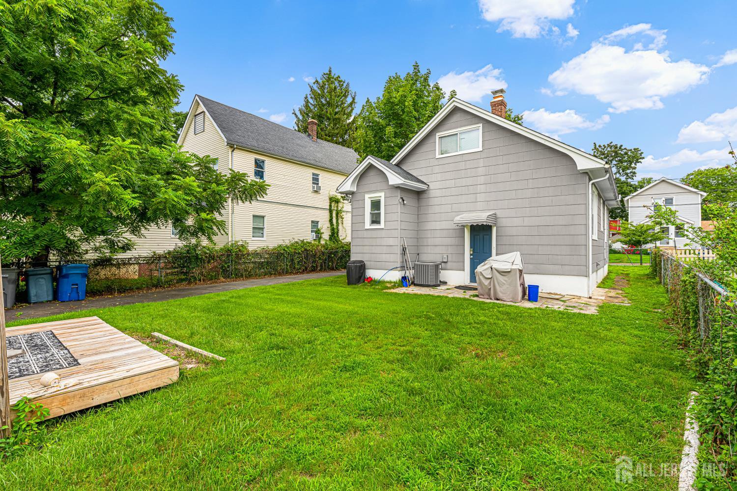 1615 Mabel Street Image 4