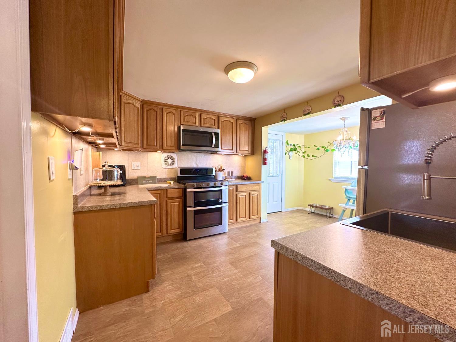 217 Bergen Street Image 5